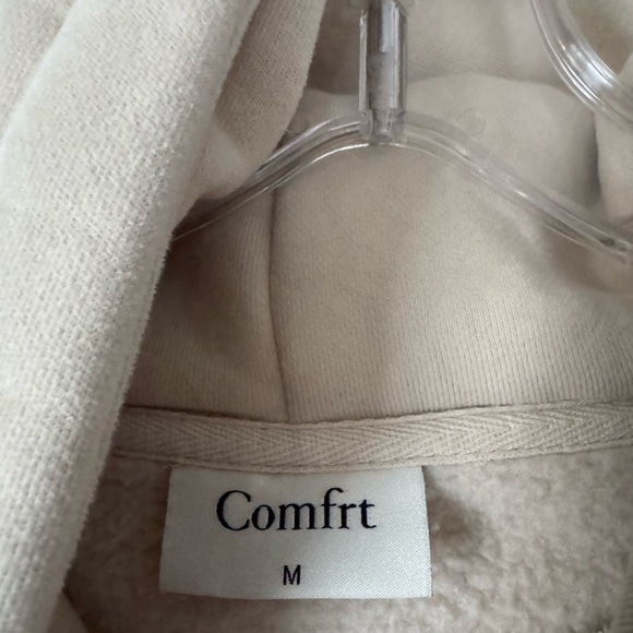 Comfrt Cream Hoodie and Sweatpants Set Size Medium - Picture 5 of 10